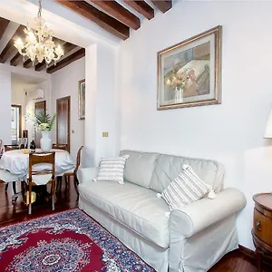  Apartment Calle Larga San Marco