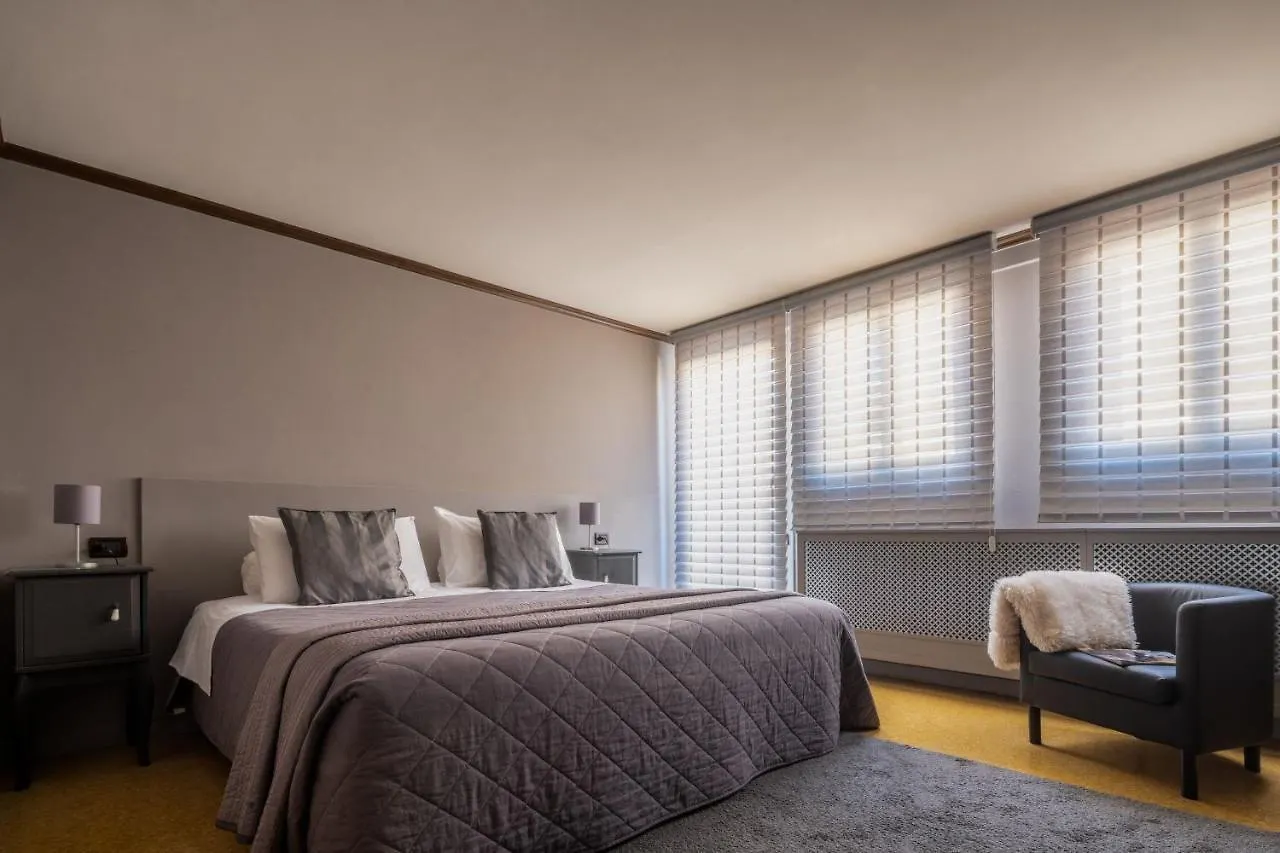 Centrale Venice Apartments 0*,